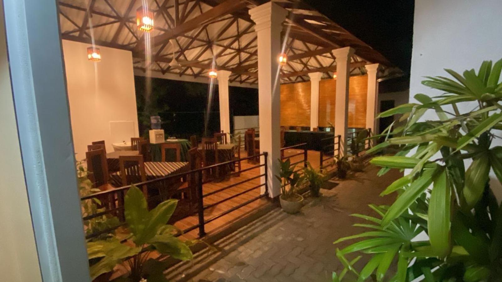 Premium Cottages B&B Kurunegala Exteriör bild